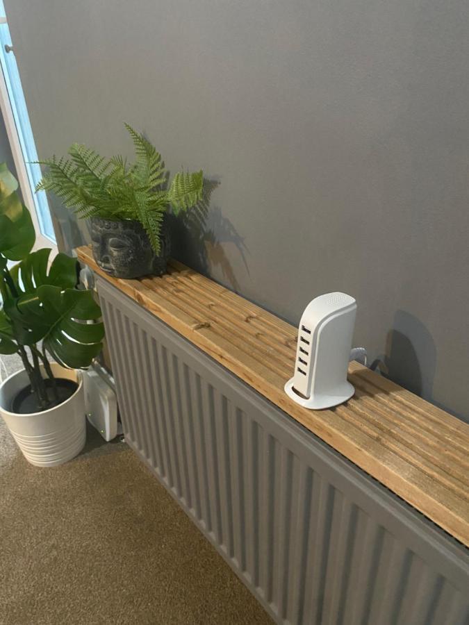 Trendy Centre Hull Sleeps 2 Or 4 With Free Secure Parking Traveller Award 2023 Kingston upon Hull